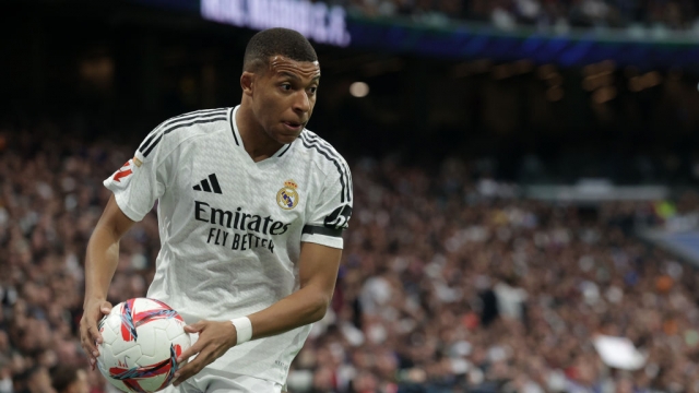 مبابي يدخل في مقارنة "مهينة" بسبب رقمه الكارثي مع ريال مدريد