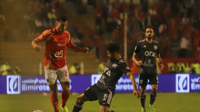 مباراة الأهلي وزد.. مستوى فني باهت وجدل تحكيمي