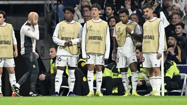 نجم ريال مدريد "الغاضب" يهدد بالرحيل في يناير 2025