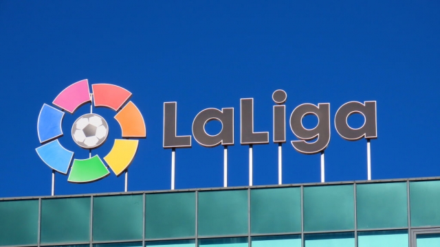 وسط رائحة الموت.. انطلاق الجولة الـ12 من الليغا وتأجيلات عدة